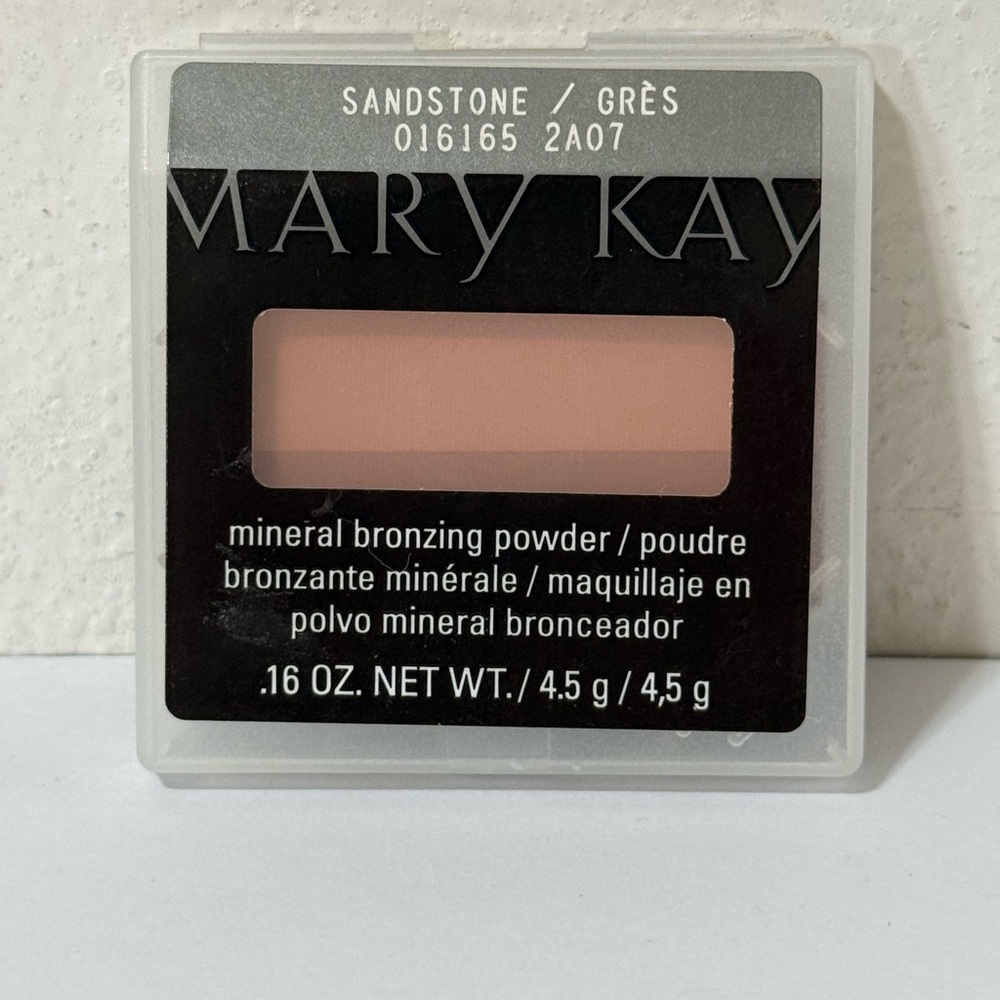 Mary Kay Mineral Bronzing Powder - Sandstone Shade